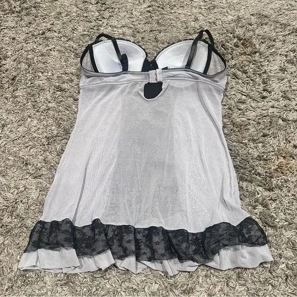 3/$15 Elegant Black and Gray Lace Chemise - Picture 3 of 3